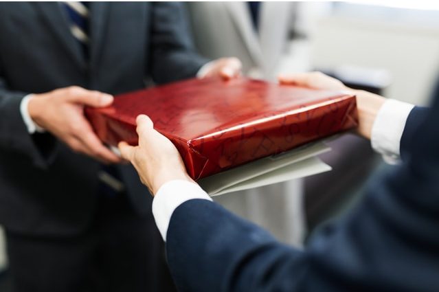 贈答品は経費になる 上限はいくら みなとや